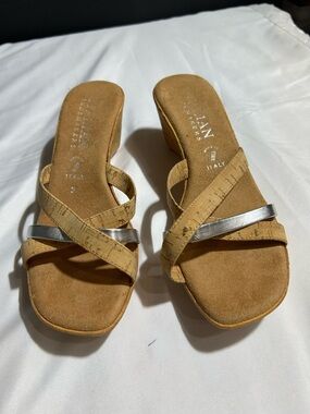 Italian Shoemakers Wedge Sandals Size 7